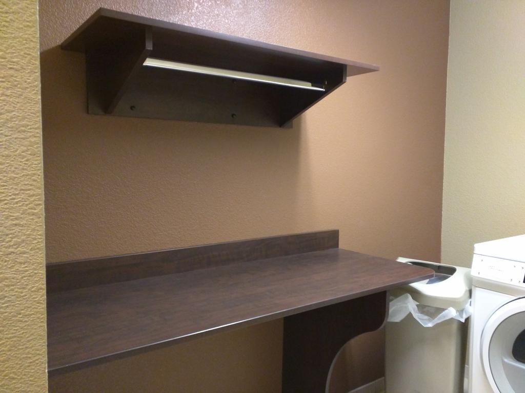 Microtel Inn & Suites By Wyndham Minot Bagian luar foto